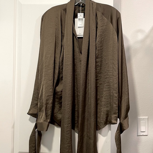 J.C. Obando silk blouse - Picture 2 of 4